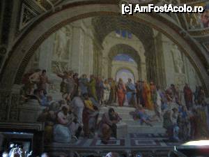 [P32] Stanze di Raffaello, Vatican » foto by vlado2
 - 
<span class="allrVoted glyphicon glyphicon-heart hidden" id="av485123"></span>
<a class="m-l-10 hidden" id="sv485123" onclick="voting_Foto_DelVot(,485123,10398)" role="button">șterge vot <span class="glyphicon glyphicon-remove"></span></a>
<a id="v9485123" class=" c-red"  onclick="voting_Foto_SetVot(485123)" role="button"><span class="glyphicon glyphicon-heart-empty"></span> <b>LIKE</b> = Votează poza</a> <img class="hidden"  id="f485123W9" src="/imagini/loader.gif" border="0" /><span class="AjErrMes hidden" id="e485123ErM"></span>