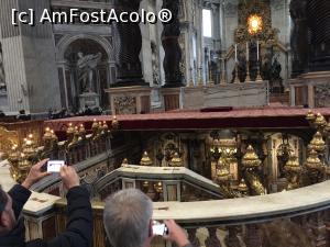 [P11] Basilica San Pietro - Tomba dell’Apostollo Pietro » foto by Dan&Ema
 - 
<span class="allrVoted glyphicon glyphicon-heart hidden" id="av938720"></span>
<a class="m-l-10 hidden" id="sv938720" onclick="voting_Foto_DelVot(,938720,10398)" role="button">șterge vot <span class="glyphicon glyphicon-remove"></span></a>
<a id="v9938720" class=" c-red"  onclick="voting_Foto_SetVot(938720)" role="button"><span class="glyphicon glyphicon-heart-empty"></span> <b>LIKE</b> = Votează poza</a> <img class="hidden"  id="f938720W9" src="/imagini/loader.gif" border="0" /><span class="AjErrMes hidden" id="e938720ErM"></span>