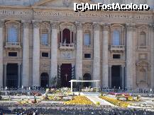 [P21] Italia - Vatican - o multime de flori in Piata San Pietro » foto by Diaura*
 - 
<span class="allrVoted glyphicon glyphicon-heart hidden" id="av309506"></span>
<a class="m-l-10 hidden" id="sv309506" onclick="voting_Foto_DelVot(,309506,10398)" role="button">șterge vot <span class="glyphicon glyphicon-remove"></span></a>
<a id="v9309506" class=" c-red"  onclick="voting_Foto_SetVot(309506)" role="button"><span class="glyphicon glyphicon-heart-empty"></span> <b>LIKE</b> = Votează poza</a> <img class="hidden"  id="f309506W9" src="/imagini/loader.gif" border="0" /><span class="AjErrMes hidden" id="e309506ErM"></span>