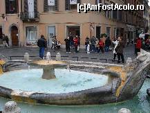 [P11] nu stiu la ce faceau oamenii mai mult poze :la monumente sau magazine » foto by Sanziana
 - 
<span class="allrVoted glyphicon glyphicon-heart hidden" id="av46048"></span>
<a class="m-l-10 hidden" id="sv46048" onclick="voting_Foto_DelVot(,46048,10398)" role="button">șterge vot <span class="glyphicon glyphicon-remove"></span></a>
<a id="v946048" class=" c-red"  onclick="voting_Foto_SetVot(46048)" role="button"><span class="glyphicon glyphicon-heart-empty"></span> <b>LIKE</b> = Votează poza</a> <img class="hidden"  id="f46048W9" src="/imagini/loader.gif" border="0" /><span class="AjErrMes hidden" id="e46048ErM"></span>