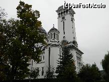 [P12] Catedrala Ortodoxa din imediata apropiere a pensiunii Aquaris din Sighisoara » foto by ileanaxperta*
 - 
<span class="allrVoted glyphicon glyphicon-heart hidden" id="av266234"></span>
<a class="m-l-10 hidden" id="sv266234" onclick="voting_Foto_DelVot(,266234,10403)" role="button">șterge vot <span class="glyphicon glyphicon-remove"></span></a>
<a id="v9266234" class=" c-red"  onclick="voting_Foto_SetVot(266234)" role="button"><span class="glyphicon glyphicon-heart-empty"></span> <b>LIKE</b> = Votează poza</a> <img class="hidden"  id="f266234W9" src="/imagini/loader.gif" border="0" /><span class="AjErrMes hidden" id="e266234ErM"></span>