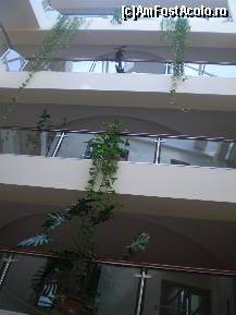[P19] Eurohotels International Polizu interior futurist » foto by RobertCodescu
 - 
<span class="allrVoted glyphicon glyphicon-heart hidden" id="av267182"></span>
<a class="m-l-10 hidden" id="sv267182" onclick="voting_Foto_DelVot(,267182,10417)" role="button">șterge vot <span class="glyphicon glyphicon-remove"></span></a>
<a id="v9267182" class=" c-red"  onclick="voting_Foto_SetVot(267182)" role="button"><span class="glyphicon glyphicon-heart-empty"></span> <b>LIKE</b> = Votează poza</a> <img class="hidden"  id="f267182W9" src="/imagini/loader.gif" border="0" /><span class="AjErrMes hidden" id="e267182ErM"></span>