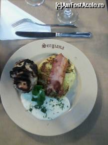[P23] 'Pofta ciobanului ocărât de turmă' - Restaurant Sergiana, Braşov » foto by krondia*
 - 
<span class="allrVoted glyphicon glyphicon-heart hidden" id="av491222"></span>
<a class="m-l-10 hidden" id="sv491222" onclick="voting_Foto_DelVot(,491222,10418)" role="button">șterge vot <span class="glyphicon glyphicon-remove"></span></a>
<a id="v9491222" class=" c-red"  onclick="voting_Foto_SetVot(491222)" role="button"><span class="glyphicon glyphicon-heart-empty"></span> <b>LIKE</b> = Votează poza</a> <img class="hidden"  id="f491222W9" src="/imagini/loader.gif" border="0" /><span class="AjErrMes hidden" id="e491222ErM"></span>