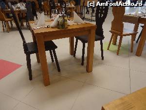 [P07] Restaurantul Sergiana, Coresi » foto by DepartureGate7
 - 
<span class="allrVoted glyphicon glyphicon-heart hidden" id="av610673"></span>
<a class="m-l-10 hidden" id="sv610673" onclick="voting_Foto_DelVot(,610673,10418)" role="button">șterge vot <span class="glyphicon glyphicon-remove"></span></a>
<a id="v9610673" class=" c-red"  onclick="voting_Foto_SetVot(610673)" role="button"><span class="glyphicon glyphicon-heart-empty"></span> <b>LIKE</b> = Votează poza</a> <img class="hidden"  id="f610673W9" src="/imagini/loader.gif" border="0" /><span class="AjErrMes hidden" id="e610673ErM"></span>