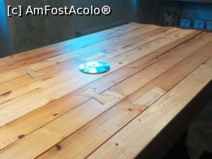 [P15] Masa cu blat din lemn, dotată cu prize pentru laptop » foto by Mika
 - 
<span class="allrVoted glyphicon glyphicon-heart hidden" id="av1061951"></span>
<a class="m-l-10 hidden" id="sv1061951" onclick="voting_Foto_DelVot(,1061951,10418)" role="button">șterge vot <span class="glyphicon glyphicon-remove"></span></a>
<a id="v91061951" class=" c-red"  onclick="voting_Foto_SetVot(1061951)" role="button"><span class="glyphicon glyphicon-heart-empty"></span> <b>LIKE</b> = Votează poza</a> <img class="hidden"  id="f1061951W9" src="/imagini/loader.gif" border="0" /><span class="AjErrMes hidden" id="e1061951ErM"></span>