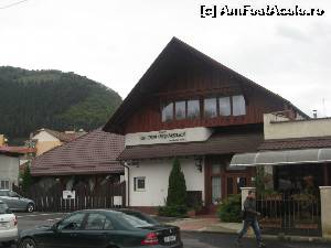 [P02] Restaurantul 'Casa Ungureasca' » foto by dorgo
 - 
<span class="allrVoted glyphicon glyphicon-heart hidden" id="av677943"></span>
<a class="m-l-10 hidden" id="sv677943" onclick="voting_Foto_DelVot(,677943,10418)" role="button">șterge vot <span class="glyphicon glyphicon-remove"></span></a>
<a id="v9677943" class=" c-red"  onclick="voting_Foto_SetVot(677943)" role="button"><span class="glyphicon glyphicon-heart-empty"></span> <b>LIKE</b> = Votează poza</a> <img class="hidden"  id="f677943W9" src="/imagini/loader.gif" border="0" /><span class="AjErrMes hidden" id="e677943ErM"></span>