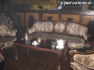 [P15] Interiorul Pub'-ului, etajul III » foto by dorgo
 - 
<span class="allrVoted glyphicon glyphicon-heart hidden" id="av684405"></span>
<a class="m-l-10 hidden" id="sv684405" onclick="voting_Foto_DelVot(,684405,10418)" role="button">șterge vot <span class="glyphicon glyphicon-remove"></span></a>
<a id="v9684405" class=" c-red"  onclick="voting_Foto_SetVot(684405)" role="button"><span class="glyphicon glyphicon-heart-empty"></span> <b>LIKE</b> = Votează poza</a> <img class="hidden"  id="f684405W9" src="/imagini/loader.gif" border="0" /><span class="AjErrMes hidden" id="e684405ErM"></span>