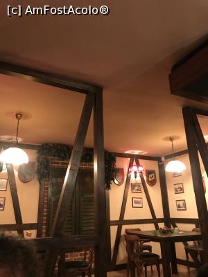 [P09] Prin restaurant » foto by krisstinna
 - 
<span class="allrVoted glyphicon glyphicon-heart hidden" id="av1040719"></span>
<a class="m-l-10 hidden" id="sv1040719" onclick="voting_Foto_DelVot(,1040719,10418)" role="button">șterge vot <span class="glyphicon glyphicon-remove"></span></a>
<a id="v91040719" class=" c-red"  onclick="voting_Foto_SetVot(1040719)" role="button"><span class="glyphicon glyphicon-heart-empty"></span> <b>LIKE</b> = Votează poza</a> <img class="hidden"  id="f1040719W9" src="/imagini/loader.gif" border="0" /><span class="AjErrMes hidden" id="e1040719ErM"></span>