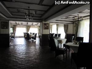 [P06] Restaurantul domeniului » foto by Michi
 - 
<span class="allrVoted glyphicon glyphicon-heart hidden" id="av632428"></span>
<a class="m-l-10 hidden" id="sv632428" onclick="voting_Foto_DelVot(,632428,10418)" role="button">șterge vot <span class="glyphicon glyphicon-remove"></span></a>
<a id="v9632428" class=" c-red"  onclick="voting_Foto_SetVot(632428)" role="button"><span class="glyphicon glyphicon-heart-empty"></span> <b>LIKE</b> = Votează poza</a> <img class="hidden"  id="f632428W9" src="/imagini/loader.gif" border="0" /><span class="AjErrMes hidden" id="e632428ErM"></span>