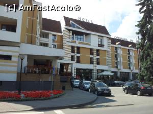 [P05] De aici incepe terasa restaurantului » foto by kelyboy
 - 
<span class="allrVoted glyphicon glyphicon-heart hidden" id="av811783"></span>
<a class="m-l-10 hidden" id="sv811783" onclick="voting_Foto_DelVot(,811783,10422)" role="button">șterge vot <span class="glyphicon glyphicon-remove"></span></a>
<a id="v9811783" class=" c-red"  onclick="voting_Foto_SetVot(811783)" role="button"><span class="glyphicon glyphicon-heart-empty"></span> <b>LIKE</b> = Votează poza</a> <img class="hidden"  id="f811783W9" src="/imagini/loader.gif" border="0" /><span class="AjErrMes hidden" id="e811783ErM"></span>