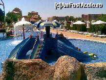 [P12] Royal Club Victoria - Elenite - Atlantida Aquapark, zona pentru copii » foto by nicole33
 - 
<span class="allrVoted glyphicon glyphicon-heart hidden" id="av306899"></span>
<a class="m-l-10 hidden" id="sv306899" onclick="voting_Foto_DelVot(,306899,10424)" role="button">șterge vot <span class="glyphicon glyphicon-remove"></span></a>
<a id="v9306899" class=" c-red"  onclick="voting_Foto_SetVot(306899)" role="button"><span class="glyphicon glyphicon-heart-empty"></span> <b>LIKE</b> = Votează poza</a> <img class="hidden"  id="f306899W9" src="/imagini/loader.gif" border="0" /><span class="AjErrMes hidden" id="e306899ErM"></span>