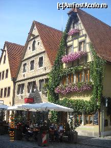 [P02] Casute frumoase cu flori » foto by cryss27
 - 
<span class="allrVoted glyphicon glyphicon-heart hidden" id="av267536"></span>
<a class="m-l-10 hidden" id="sv267536" onclick="voting_Foto_DelVot(,267536,10426)" role="button">șterge vot <span class="glyphicon glyphicon-remove"></span></a>
<a id="v9267536" class=" c-red"  onclick="voting_Foto_SetVot(267536)" role="button"><span class="glyphicon glyphicon-heart-empty"></span> <b>LIKE</b> = Votează poza</a> <img class="hidden"  id="f267536W9" src="/imagini/loader.gif" border="0" /><span class="AjErrMes hidden" id="e267536ErM"></span>