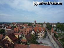 [P27] Rothenburg ob der Tauber - vedere laterala, se vede foarte bine zidul care il inconjoara » foto by cryss27
 - 
<span class="allrVoted glyphicon glyphicon-heart hidden" id="av267561"></span>
<a class="m-l-10 hidden" id="sv267561" onclick="voting_Foto_DelVot(,267561,10426)" role="button">șterge vot <span class="glyphicon glyphicon-remove"></span></a>
<a id="v9267561" class=" c-red"  onclick="voting_Foto_SetVot(267561)" role="button"><span class="glyphicon glyphicon-heart-empty"></span> <b>LIKE</b> = Votează poza</a> <img class="hidden"  id="f267561W9" src="/imagini/loader.gif" border="0" /><span class="AjErrMes hidden" id="e267561ErM"></span>