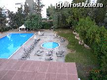 [P05] piscinele vazute de la balcon » foto by krisstinna
 - 
<span class="allrVoted glyphicon glyphicon-heart hidden" id="av268195"></span>
<a class="m-l-10 hidden" id="sv268195" onclick="voting_Foto_DelVot(,268195,10439)" role="button">șterge vot <span class="glyphicon glyphicon-remove"></span></a>
<a id="v9268195" class=" c-red"  onclick="voting_Foto_SetVot(268195)" role="button"><span class="glyphicon glyphicon-heart-empty"></span> <b>LIKE</b> = Votează poza</a> <img class="hidden"  id="f268195W9" src="/imagini/loader.gif" border="0" /><span class="AjErrMes hidden" id="e268195ErM"></span>