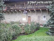 [P08] bustul lui Mihai Eminescu, imormantat la Putna. » foto by cristinatotem
 - 
<span class="allrVoted glyphicon glyphicon-heart hidden" id="av269142"></span>
<a class="m-l-10 hidden" id="sv269142" onclick="voting_Foto_DelVot(,269142,10464)" role="button">șterge vot <span class="glyphicon glyphicon-remove"></span></a>
<a id="v9269142" class=" c-red"  onclick="voting_Foto_SetVot(269142)" role="button"><span class="glyphicon glyphicon-heart-empty"></span> <b>LIKE</b> = Votează poza</a> <img class="hidden"  id="f269142W9" src="/imagini/loader.gif" border="0" /><span class="AjErrMes hidden" id="e269142ErM"></span>