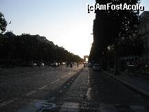 [P17] Champs Elysse si Arcul de Triumf, in lumina difuza a unui apus de Soare. » foto by ela7
 - 
<span class="allrVoted glyphicon glyphicon-heart hidden" id="av270270"></span>
<a class="m-l-10 hidden" id="sv270270" onclick="voting_Foto_DelVot(,270270,10489)" role="button">șterge vot <span class="glyphicon glyphicon-remove"></span></a>
<a id="v9270270" class=" c-red"  onclick="voting_Foto_SetVot(270270)" role="button"><span class="glyphicon glyphicon-heart-empty"></span> <b>LIKE</b> = Votează poza</a> <img class="hidden"  id="f270270W9" src="/imagini/loader.gif" border="0" /><span class="AjErrMes hidden" id="e270270ErM"></span>