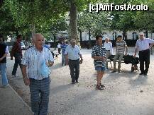 [P24] Francezii, in special pensionarii, jucand relaxati, Petanque. » foto by ela7
 - 
<span class="allrVoted glyphicon glyphicon-heart hidden" id="av270295"></span>
<a class="m-l-10 hidden" id="sv270295" onclick="voting_Foto_DelVot(,270295,10489)" role="button">șterge vot <span class="glyphicon glyphicon-remove"></span></a>
<a id="v9270295" class=" c-red"  onclick="voting_Foto_SetVot(270295)" role="button"><span class="glyphicon glyphicon-heart-empty"></span> <b>LIKE</b> = Votează poza</a> <img class="hidden"  id="f270295W9" src="/imagini/loader.gif" border="0" /><span class="AjErrMes hidden" id="e270295ErM"></span>