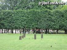 [P07] Gradinile Tuileries. Sunt expuse multe opere ale artistilor contemporani. » foto by ela7
 - 
<span class="allrVoted glyphicon glyphicon-heart hidden" id="av270257"></span>
<a class="m-l-10 hidden" id="sv270257" onclick="voting_Foto_DelVot(,270257,10489)" role="button">șterge vot <span class="glyphicon glyphicon-remove"></span></a>
<a id="v9270257" class=" c-red"  onclick="voting_Foto_SetVot(270257)" role="button"><span class="glyphicon glyphicon-heart-empty"></span> <b>LIKE</b> = Votează poza</a> <img class="hidden"  id="f270257W9" src="/imagini/loader.gif" border="0" /><span class="AjErrMes hidden" id="e270257ErM"></span>