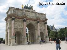 [P09] Arcul de Triumf Carrousel, aflat in apropierea Muzeului Luvru. » foto by ela7
 - 
<span class="allrVoted glyphicon glyphicon-heart hidden" id="av270259"></span>
<a class="m-l-10 hidden" id="sv270259" onclick="voting_Foto_DelVot(,270259,10489)" role="button">șterge vot <span class="glyphicon glyphicon-remove"></span></a>
<a id="v9270259" class=" c-red"  onclick="voting_Foto_SetVot(270259)" role="button"><span class="glyphicon glyphicon-heart-empty"></span> <b>LIKE</b> = Votează poza</a> <img class="hidden"  id="f270259W9" src="/imagini/loader.gif" border="0" /><span class="AjErrMes hidden" id="e270259ErM"></span>