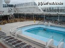 [P33] la piscina » foto by a.sr*
 - 
<span class="allrVoted glyphicon glyphicon-heart hidden" id="av270606"></span>
<a class="m-l-10 hidden" id="sv270606" onclick="voting_Foto_DelVot(,270606,10493)" role="button">șterge vot <span class="glyphicon glyphicon-remove"></span></a>
<a id="v9270606" class=" c-red"  onclick="voting_Foto_SetVot(270606)" role="button"><span class="glyphicon glyphicon-heart-empty"></span> <b>LIKE</b> = Votează poza</a> <img class="hidden"  id="f270606W9" src="/imagini/loader.gif" border="0" /><span class="AjErrMes hidden" id="e270606ErM"></span>