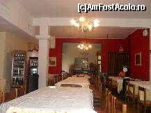 [P13] Hotel Madison-restaurantul » foto by georgiana
 - 
<span class="allrVoted glyphicon glyphicon-heart hidden" id="av270718"></span>
<a class="m-l-10 hidden" id="sv270718" onclick="voting_Foto_DelVot(,270718,10498)" role="button">șterge vot <span class="glyphicon glyphicon-remove"></span></a>
<a id="v9270718" class=" c-red"  onclick="voting_Foto_SetVot(270718)" role="button"><span class="glyphicon glyphicon-heart-empty"></span> <b>LIKE</b> = Votează poza</a> <img class="hidden"  id="f270718W9" src="/imagini/loader.gif" border="0" /><span class="AjErrMes hidden" id="e270718ErM"></span>