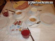 [P19] O varianta de mic dejun la Hotel Madison » foto by georgiana
 - 
<span class="allrVoted glyphicon glyphicon-heart hidden" id="av270724"></span>
<a class="m-l-10 hidden" id="sv270724" onclick="voting_Foto_DelVot(,270724,10498)" role="button">șterge vot <span class="glyphicon glyphicon-remove"></span></a>
<a id="v9270724" class=" c-red"  onclick="voting_Foto_SetVot(270724)" role="button"><span class="glyphicon glyphicon-heart-empty"></span> <b>LIKE</b> = Votează poza</a> <img class="hidden"  id="f270724W9" src="/imagini/loader.gif" border="0" /><span class="AjErrMes hidden" id="e270724ErM"></span>
