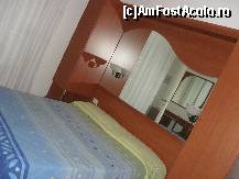 [P03] Patul matrimonial de la Hotel Madison » foto by georgiana
 - 
<span class="allrVoted glyphicon glyphicon-heart hidden" id="av270708"></span>
<a class="m-l-10 hidden" id="sv270708" onclick="voting_Foto_DelVot(,270708,10498)" role="button">șterge vot <span class="glyphicon glyphicon-remove"></span></a>
<a id="v9270708" class=" c-red"  onclick="voting_Foto_SetVot(270708)" role="button"><span class="glyphicon glyphicon-heart-empty"></span> <b>LIKE</b> = Votează poza</a> <img class="hidden"  id="f270708W9" src="/imagini/loader.gif" border="0" /><span class="AjErrMes hidden" id="e270708ErM"></span>