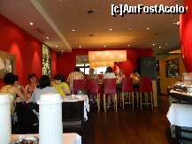 [P19] Restaurantul vopsit in rosu al hotelului Belair din Zurich » foto by ileanaxperta*
 - 
<span class="allrVoted glyphicon glyphicon-heart hidden" id="av270747"></span>
<a class="m-l-10 hidden" id="sv270747" onclick="voting_Foto_DelVot(,270747,10500)" role="button">șterge vot <span class="glyphicon glyphicon-remove"></span></a>
<a id="v9270747" class=" c-red"  onclick="voting_Foto_SetVot(270747)" role="button"><span class="glyphicon glyphicon-heart-empty"></span> <b>LIKE</b> = Votează poza</a> <img class="hidden"  id="f270747W9" src="/imagini/loader.gif" border="0" /><span class="AjErrMes hidden" id="e270747ErM"></span>