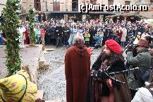 [P13] Parte din alaiul nuntii, in frunte cu 'lautarii'. » foto by alinaro
 - 
<span class="allrVoted glyphicon glyphicon-heart hidden" id="av273122"></span>
<a class="m-l-10 hidden" id="sv273122" onclick="voting_Foto_DelVot(,273122,10543)" role="button">șterge vot <span class="glyphicon glyphicon-remove"></span></a>
<a id="v9273122" class=" c-red"  onclick="voting_Foto_SetVot(273122)" role="button"><span class="glyphicon glyphicon-heart-empty"></span> <b>LIKE</b> = Votează poza</a> <img class="hidden"  id="f273122W9" src="/imagini/loader.gif" border="0" /><span class="AjErrMes hidden" id="e273122ErM"></span>
