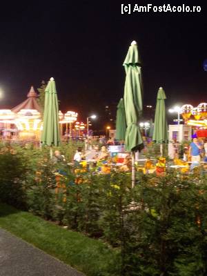 [P07] Terra park - terasa, căluşeii.  » foto by Dragoș_MD
 - 
<span class="allrVoted glyphicon glyphicon-heart hidden" id="av345454"></span>
<a class="m-l-10 hidden" id="sv345454" onclick="voting_Foto_DelVot(,345454,10549)" role="button">șterge vot <span class="glyphicon glyphicon-remove"></span></a>
<a id="v9345454" class=" c-red"  onclick="voting_Foto_SetVot(345454)" role="button"><span class="glyphicon glyphicon-heart-empty"></span> <b>LIKE</b> = Votează poza</a> <img class="hidden"  id="f345454W9" src="/imagini/loader.gif" border="0" /><span class="AjErrMes hidden" id="e345454ErM"></span>