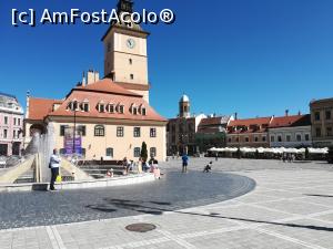 [P01] Piața Sfatului » foto by Mika
 - 
<span class="allrVoted glyphicon glyphicon-heart hidden" id="av1179715"></span>
<a class="m-l-10 hidden" id="sv1179715" onclick="voting_Foto_DelVot(,1179715,10560)" role="button">șterge vot <span class="glyphicon glyphicon-remove"></span></a>
<a id="v91179715" class=" c-red"  onclick="voting_Foto_SetVot(1179715)" role="button"><span class="glyphicon glyphicon-heart-empty"></span> <b>LIKE</b> = Votează poza</a> <img class="hidden"  id="f1179715W9" src="/imagini/loader.gif" border="0" /><span class="AjErrMes hidden" id="e1179715ErM"></span>