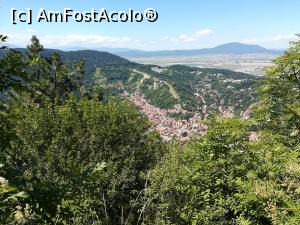 [P21] Sus, in Șaua Tâmpa » foto by Mika
 - 
<span class="allrVoted glyphicon glyphicon-heart hidden" id="av1179735"></span>
<a class="m-l-10 hidden" id="sv1179735" onclick="voting_Foto_DelVot(,1179735,10560)" role="button">șterge vot <span class="glyphicon glyphicon-remove"></span></a>
<a id="v91179735" class=" c-red"  onclick="voting_Foto_SetVot(1179735)" role="button"><span class="glyphicon glyphicon-heart-empty"></span> <b>LIKE</b> = Votează poza</a> <img class="hidden"  id="f1179735W9" src="/imagini/loader.gif" border="0" /><span class="AjErrMes hidden" id="e1179735ErM"></span>
