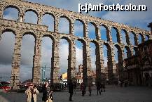 [P01] Apeductul iti da bunvenit in centrul istoric al Segoviei. » foto by alinaro
 - 
<span class="allrVoted glyphicon glyphicon-heart hidden" id="av274061"></span>
<a class="m-l-10 hidden" id="sv274061" onclick="voting_Foto_DelVot(,274061,10572)" role="button">șterge vot <span class="glyphicon glyphicon-remove"></span></a>
<a id="v9274061" class=" c-red"  onclick="voting_Foto_SetVot(274061)" role="button"><span class="glyphicon glyphicon-heart-empty"></span> <b>LIKE</b> = Votează poza</a> <img class="hidden"  id="f274061W9" src="/imagini/loader.gif" border="0" /><span class="AjErrMes hidden" id="e274061ErM"></span>