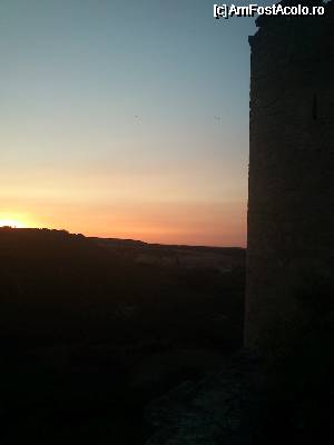 [P42] Apus de soare superb langa castel.  » foto by alinaro
 - 
<span class="allrVoted glyphicon glyphicon-heart hidden" id="av339915"></span>
<a class="m-l-10 hidden" id="sv339915" onclick="voting_Foto_DelVot(,339915,10572)" role="button">șterge vot <span class="glyphicon glyphicon-remove"></span></a>
<a id="v9339915" class=" c-red"  onclick="voting_Foto_SetVot(339915)" role="button"><span class="glyphicon glyphicon-heart-empty"></span> <b>LIKE</b> = Votează poza</a> <img class="hidden"  id="f339915W9" src="/imagini/loader.gif" border="0" /><span class="AjErrMes hidden" id="e339915ErM"></span>
