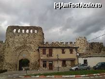 [P24] La Puerta de la Villa.  » foto by alinaro
 - 
<span class="allrVoted glyphicon glyphicon-heart hidden" id="av386729"></span>
<a class="m-l-10 hidden" id="sv386729" onclick="voting_Foto_DelVot(,386729,10572)" role="button">șterge vot <span class="glyphicon glyphicon-remove"></span></a>
<a id="v9386729" class=" c-red"  onclick="voting_Foto_SetVot(386729)" role="button"><span class="glyphicon glyphicon-heart-empty"></span> <b>LIKE</b> = Votează poza</a> <img class="hidden"  id="f386729W9" src="/imagini/loader.gif" border="0" /><span class="AjErrMes hidden" id="e386729ErM"></span>