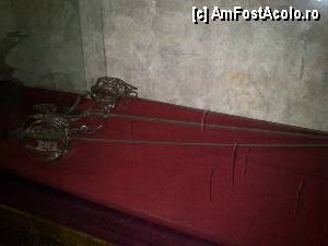 [P13] Castelul din Coca / Fiindca tot e Sala Armelor...  » foto by alinaro
 - 
<span class="allrVoted glyphicon glyphicon-heart hidden" id="av387078"></span>
<a class="m-l-10 hidden" id="sv387078" onclick="voting_Foto_DelVot(,387078,10572)" role="button">șterge vot <span class="glyphicon glyphicon-remove"></span></a>
<a id="v9387078" class=" c-red"  onclick="voting_Foto_SetVot(387078)" role="button"><span class="glyphicon glyphicon-heart-empty"></span> <b>LIKE</b> = Votează poza</a> <img class="hidden"  id="f387078W9" src="/imagini/loader.gif" border="0" /><span class="AjErrMes hidden" id="e387078ErM"></span>