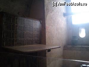 [P09] Castelul din Coca / Birou fara sertar ascuns.  » foto by alinaro
 - 
<span class="allrVoted glyphicon glyphicon-heart hidden" id="av387070"></span>
<a class="m-l-10 hidden" id="sv387070" onclick="voting_Foto_DelVot(,387070,10572)" role="button">șterge vot <span class="glyphicon glyphicon-remove"></span></a>
<a id="v9387070" class=" c-red"  onclick="voting_Foto_SetVot(387070)" role="button"><span class="glyphicon glyphicon-heart-empty"></span> <b>LIKE</b> = Votează poza</a> <img class="hidden"  id="f387070W9" src="/imagini/loader.gif" border="0" /><span class="AjErrMes hidden" id="e387070ErM"></span>