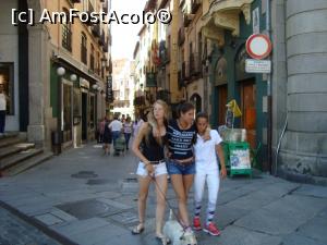 [P16] Tinere segovience la plimbare prin centrul Segoviei » foto by mireille
 - 
<span class="allrVoted glyphicon glyphicon-heart hidden" id="av737939"></span>
<a class="m-l-10 hidden" id="sv737939" onclick="voting_Foto_DelVot(,737939,10572)" role="button">șterge vot <span class="glyphicon glyphicon-remove"></span></a>
<a id="v9737939" class=" c-red"  onclick="voting_Foto_SetVot(737939)" role="button"><span class="glyphicon glyphicon-heart-empty"></span> <b>LIKE</b> = Votează poza</a> <img class="hidden"  id="f737939W9" src="/imagini/loader.gif" border="0" /><span class="AjErrMes hidden" id="e737939ErM"></span>