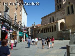 [P09] Biserica San Martin din Plaza Medina del Campo » foto by mireille
 - 
<span class="allrVoted glyphicon glyphicon-heart hidden" id="av737932"></span>
<a class="m-l-10 hidden" id="sv737932" onclick="voting_Foto_DelVot(,737932,10572)" role="button">șterge vot <span class="glyphicon glyphicon-remove"></span></a>
<a id="v9737932" class=" c-red"  onclick="voting_Foto_SetVot(737932)" role="button"><span class="glyphicon glyphicon-heart-empty"></span> <b>LIKE</b> = Votează poza</a> <img class="hidden"  id="f737932W9" src="/imagini/loader.gif" border="0" /><span class="AjErrMes hidden" id="e737932ErM"></span>