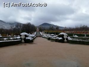 [P14] Alee spre una din fântâni » foto by Marius 72
 - 
<span class="allrVoted glyphicon glyphicon-heart hidden" id="av1135315"></span>
<a class="m-l-10 hidden" id="sv1135315" onclick="voting_Foto_DelVot(,1135315,10572)" role="button">șterge vot <span class="glyphicon glyphicon-remove"></span></a>
<a id="v91135315" class=" c-red"  onclick="voting_Foto_SetVot(1135315)" role="button"><span class="glyphicon glyphicon-heart-empty"></span> <b>LIKE</b> = Votează poza</a> <img class="hidden"  id="f1135315W9" src="/imagini/loader.gif" border="0" /><span class="AjErrMes hidden" id="e1135315ErM"></span>