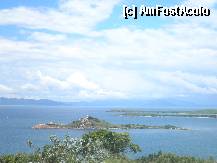 [P25] imagini luate din acelasi loc spre ocean » foto by grecudoina
 - 
<span class="allrVoted glyphicon glyphicon-heart hidden" id="av275172"></span>
<a class="m-l-10 hidden" id="sv275172" onclick="voting_Foto_DelVot(,275172,10590)" role="button">șterge vot <span class="glyphicon glyphicon-remove"></span></a>
<a id="v9275172" class=" c-red"  onclick="voting_Foto_SetVot(275172)" role="button"><span class="glyphicon glyphicon-heart-empty"></span> <b>LIKE</b> = Votează poza</a> <img class="hidden"  id="f275172W9" src="/imagini/loader.gif" border="0" /><span class="AjErrMes hidden" id="e275172ErM"></span>