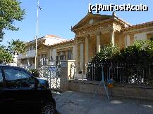 [P10] Nicosia - Cladirea gimnaziului, pe aceeasi strada cu Arhiepiscopia. » foto by iulianic
 - 
<span class="allrVoted glyphicon glyphicon-heart hidden" id="av279333"></span>
<a class="m-l-10 hidden" id="sv279333" onclick="voting_Foto_DelVot(,279333,10592)" role="button">șterge vot <span class="glyphicon glyphicon-remove"></span></a>
<a id="v9279333" class=" c-red"  onclick="voting_Foto_SetVot(279333)" role="button"><span class="glyphicon glyphicon-heart-empty"></span> <b>LIKE</b> = Votează poza</a> <img class="hidden"  id="f279333W9" src="/imagini/loader.gif" border="0" /><span class="AjErrMes hidden" id="e279333ErM"></span>