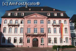 [P05] Bassenheimer Hof, in prezent o cladire a guvernului landului Rhineland-Palatinate » foto by Radu Tudoran
 - 
<span class="allrVoted glyphicon glyphicon-heart hidden" id="av714221"></span>
<a class="m-l-10 hidden" id="sv714221" onclick="voting_Foto_DelVot(,714221,10598)" role="button">șterge vot <span class="glyphicon glyphicon-remove"></span></a>
<a id="v9714221" class=" c-red"  onclick="voting_Foto_SetVot(714221)" role="button"><span class="glyphicon glyphicon-heart-empty"></span> <b>LIKE</b> = Votează poza</a> <img class="hidden"  id="f714221W9" src="/imagini/loader.gif" border="0" /><span class="AjErrMes hidden" id="e714221ErM"></span>