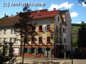 [P19] Strada in Bingen » foto by Radu Tudoran
 - 
<span class="allrVoted glyphicon glyphicon-heart hidden" id="av914728"></span>
<a class="m-l-10 hidden" id="sv914728" onclick="voting_Foto_DelVot(,914728,10598)" role="button">șterge vot <span class="glyphicon glyphicon-remove"></span></a>
<a id="v9914728" class=" c-red"  onclick="voting_Foto_SetVot(914728)" role="button"><span class="glyphicon glyphicon-heart-empty"></span> <b>LIKE</b> = Votează poza</a> <img class="hidden"  id="f914728W9" src="/imagini/loader.gif" border="0" /><span class="AjErrMes hidden" id="e914728ErM"></span>