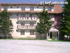 [P02] un hotel vechi dar primitor pentru noi. Si cu mancare delicioasa.  » foto by mateimarian*
 - 
<span class="allrVoted glyphicon glyphicon-heart hidden" id="av476456"></span>
<a class="m-l-10 hidden" id="sv476456" onclick="voting_Foto_DelVot(,476456,10617)" role="button">șterge vot <span class="glyphicon glyphicon-remove"></span></a>
<a id="v9476456" class=" c-red"  onclick="voting_Foto_SetVot(476456)" role="button"><span class="glyphicon glyphicon-heart-empty"></span> <b>LIKE</b> = Votează poza</a> <img class="hidden"  id="f476456W9" src="/imagini/loader.gif" border="0" /><span class="AjErrMes hidden" id="e476456ErM"></span>