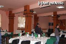 [P05] Sala de mese, restaurantul cel mare al hotelului. » foto by cristi46
 - 
<span class="allrVoted glyphicon glyphicon-heart hidden" id="av277027"></span>
<a class="m-l-10 hidden" id="sv277027" onclick="voting_Foto_DelVot(,277027,10617)" role="button">șterge vot <span class="glyphicon glyphicon-remove"></span></a>
<a id="v9277027" class=" c-red"  onclick="voting_Foto_SetVot(277027)" role="button"><span class="glyphicon glyphicon-heart-empty"></span> <b>LIKE</b> = Votează poza</a> <img class="hidden"  id="f277027W9" src="/imagini/loader.gif" border="0" /><span class="AjErrMes hidden" id="e277027ErM"></span>