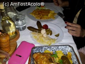[P22] Cu murături asortate...  » foto by kelyboy
 - 
<span class="allrVoted glyphicon glyphicon-heart hidden" id="av948650"></span>
<a class="m-l-10 hidden" id="sv948650" onclick="voting_Foto_DelVot(,948650,10620)" role="button">șterge vot <span class="glyphicon glyphicon-remove"></span></a>
<a id="v9948650" class=" c-red"  onclick="voting_Foto_SetVot(948650)" role="button"><span class="glyphicon glyphicon-heart-empty"></span> <b>LIKE</b> = Votează poza</a> <img class="hidden"  id="f948650W9" src="/imagini/loader.gif" border="0" /><span class="AjErrMes hidden" id="e948650ErM"></span>