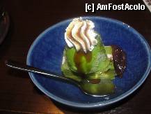 [P23] Prajitura din ceai verde, cu o cupa de inghetata tot din ceai verde, decorata cu un mot de frisca » foto by dananecula*
 - 
<span class="allrVoted glyphicon glyphicon-heart hidden" id="av281211"></span>
<a class="m-l-10 hidden" id="sv281211" onclick="voting_Foto_DelVot(,281211,10622)" role="button">șterge vot <span class="glyphicon glyphicon-remove"></span></a>
<a id="v9281211" class=" c-red"  onclick="voting_Foto_SetVot(281211)" role="button"><span class="glyphicon glyphicon-heart-empty"></span> <b>LIKE</b> = Votează poza</a> <img class="hidden"  id="f281211W9" src="/imagini/loader.gif" border="0" /><span class="AjErrMes hidden" id="e281211ErM"></span>