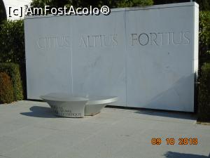 [P04] Deviza națională a Elveției și a Jocurilor Olimpice » foto by Mitica49
 - 
<span class="allrVoted glyphicon glyphicon-heart hidden" id="av1065636"></span>
<a class="m-l-10 hidden" id="sv1065636" onclick="voting_Foto_DelVot(,1065636,10638)" role="button">șterge vot <span class="glyphicon glyphicon-remove"></span></a>
<a id="v91065636" class=" c-red"  onclick="voting_Foto_SetVot(1065636)" role="button"><span class="glyphicon glyphicon-heart-empty"></span> <b>LIKE</b> = Votează poza</a> <img class="hidden"  id="f1065636W9" src="/imagini/loader.gif" border="0" /><span class="AjErrMes hidden" id="e1065636ErM"></span>