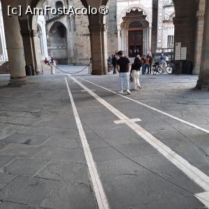 [P34] Bergamo, Città Alta, Portici della Ragione și Cadranul solar » foto by mprofeanu
 - 
<span class="allrVoted glyphicon glyphicon-heart hidden" id="av1462802"></span>
<a class="m-l-10 hidden" id="sv1462802" onclick="voting_Foto_DelVot(,1462802,10639)" role="button">șterge vot <span class="glyphicon glyphicon-remove"></span></a>
<a id="v91462802" class=" c-red"  onclick="voting_Foto_SetVot(1462802)" role="button"><span class="glyphicon glyphicon-heart-empty"></span> <b>LIKE</b> = Votează poza</a> <img class="hidden"  id="f1462802W9" src="/imagini/loader.gif" border="0" /><span class="AjErrMes hidden" id="e1462802ErM"></span>